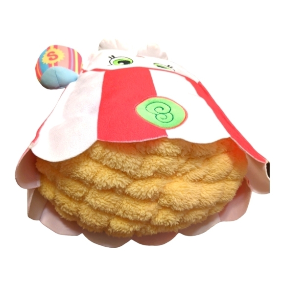 Shopkins Poppy popcorn stuffed plush 10 inches - Picture 3 of 4